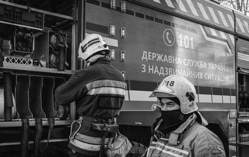 Росія атакувала Запоріжжя, поранені 10-річний хлопчик та його батько Росія атакувала Запоріжжя, поранені 10-річний хлопчик та його батько