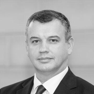 Новий прем'єр Румунії, родом з України, зробив заяву про своє громадянство Новий прем’єр Румунії, родом з України, зробив заяву про своє громадянство