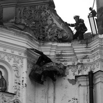 Китай висловився про російський удар по Києво-Печерській лаврі Китай висловився про російський удар по Києво-Печерській лаврі