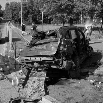 Водій, який влетів в людей на переході в Києві, мав майже 40 порушень ПДР Водій, який влетів в людей на переході в Києві, мав майже 40 порушень ПДР