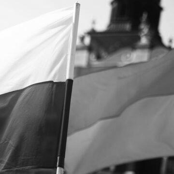 Ордени повертають уже й поляки: ексдепутат Сейму відмовився від нагороди через Україну Ордени повертають уже й поляки: ексдепутат Сейму відмовився від нагороди через Україну