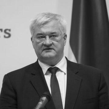 "М’яч на боці росіян". Сибіга назвав лист Зеленського "шансом" для Путіна “М’яч на боці росіян”. Сибіга назвав лист Зеленського “шансом” для Путіна