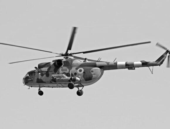 Вертоліт Мі-8 розбився під час перехоплення дронів, екіпаж загинув Вертоліт Мі-8 розбився під час перехоплення дронів, екіпаж загинув