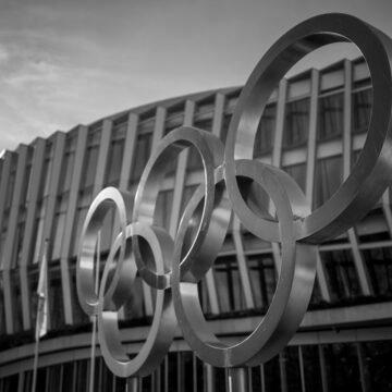 Суперечить логіці. У Зеленського розкритикували рішення МОК щодо Росії Суперечить логіці. У Зеленського розкритикували рішення МОК щодо Росії
