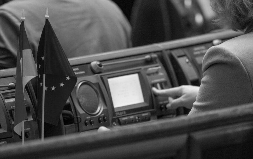 ЦВК оновила склад Ради: хто замінить нардепів, які стали міністрами ЦВК оновила склад Ради: хто замінить нардепів, які стали міністрами