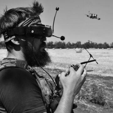 Німеччина оплатить для України 50 тисяч дронів, які самі знаходять цілі, – Reuters