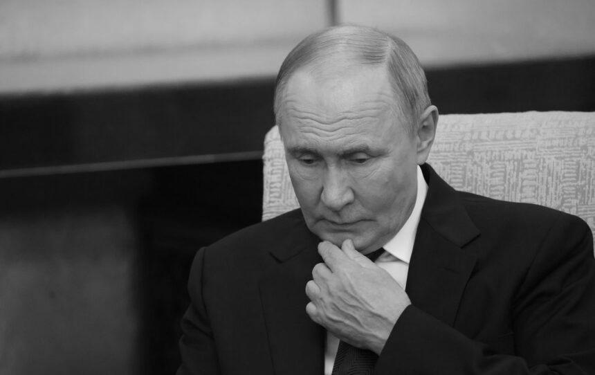 Російським елітам доведеться вирішувати "питання Путіна", - ЦПД Російським елітам доведеться вирішувати “питання Путіна”, – ЦПД