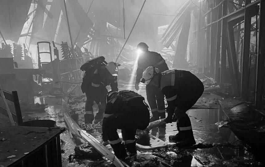 Смертельний удар по ТЦ в Кривому Розі: директору супермаркету оголосили про підозру Смертельний удар по ТЦ в Кривому Розі: директору супермаркету оголосили про підозру