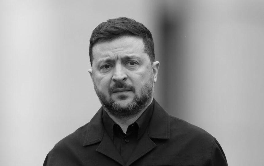 "Просто тварі". Зеленський пообіцяв відповідь на удар по ТЦ у Кривому Розі “Просто тварі”. Зеленський пообіцяв відповідь на удар по ТЦ у Кривому Розі