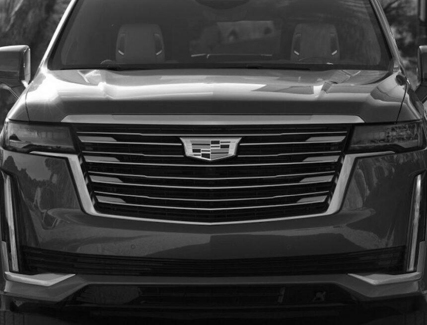 kness-auto-bddf724c4ccd044146 Ціни на Cadillac Escalade в США опустилися до мінімумів: що показують аукціони