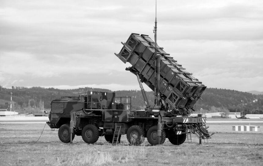 Україна буквально “вигризає” ракети для Patriot до зими, – Сибіга