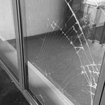 МЗС Литви викличе посла РФ через пошкодження свого посольства під час атаки на Київ МЗС Литви викличе посла РФ через пошкодження свого посольства під час атаки на Київ