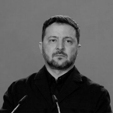 "Про вибори подумаєте після війни": Зеленський вимагає від Ради ухвалити закони на 30 млрд “Про вибори подумаєте після війни”: Зеленський вимагає від Ради ухвалити закони на 30 млрд