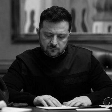 Зеленський підписав закон щодо жорстких покарань для шахрайських кол-центрів