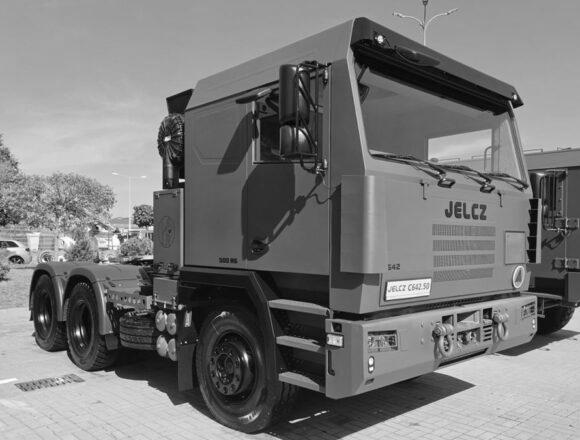 kness-auto-27dc567cab8d0764c0 Європа знову вчиться робити вантажівки для війни: навіщо повернули Star і чому Jelcz зробив армійський тягач