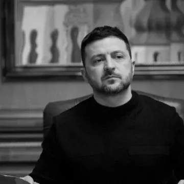 Дрон залітає у вікно і чекає на людей: Зеленський розповів про нову технологію РФ