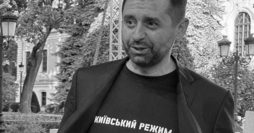 Зеленський подарував Віткоффу та Кушнеру футболки з написом Київський режим