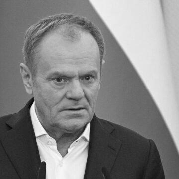 Туск назвав підпал заводу дронів у Польщі "саботажем" і заявив про російський слід Туск назвав підпал заводу дронів у Польщі “саботажем” і заявив про російський слід