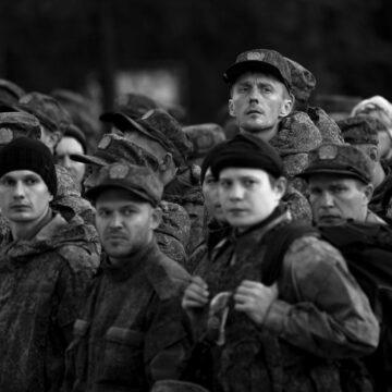 ВІЛ, гепатит, сифіліс: вербувальники РФ готові брати всіх на війну в Україну