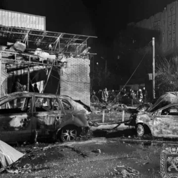 Росіяни вдарили по передмістю Харкова: 3 загиблих, 25 постраждалих