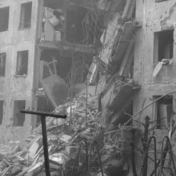 Росіяни поцілили у дві багатоповерхівки у Слов’янську: 7 поранених