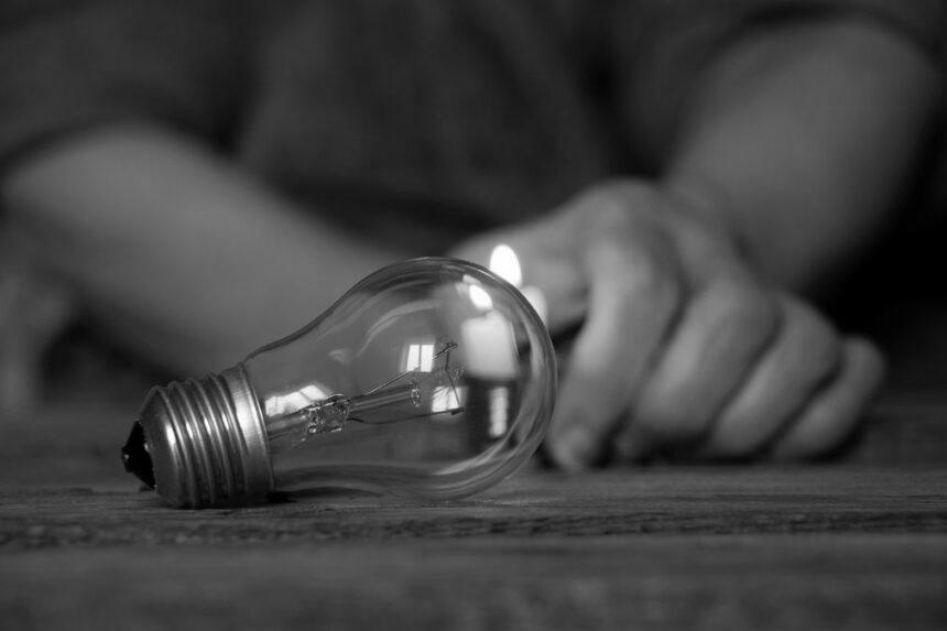 В Україні повертають графіки відключення світла,